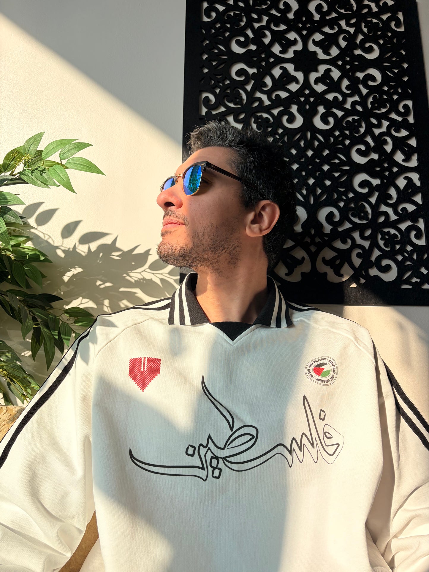 Muakwama Collard Crewneck